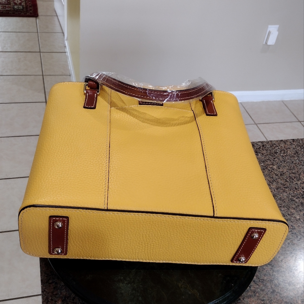 NWT Dooney & Bourke Pebble  Grain Lexington Shopper Tote - Picture 3 of 15